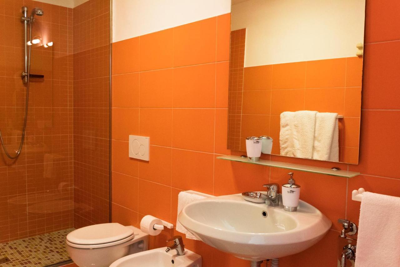 Marigold Bed & Breakfast Riva del Garda Ngoại thất bức ảnh