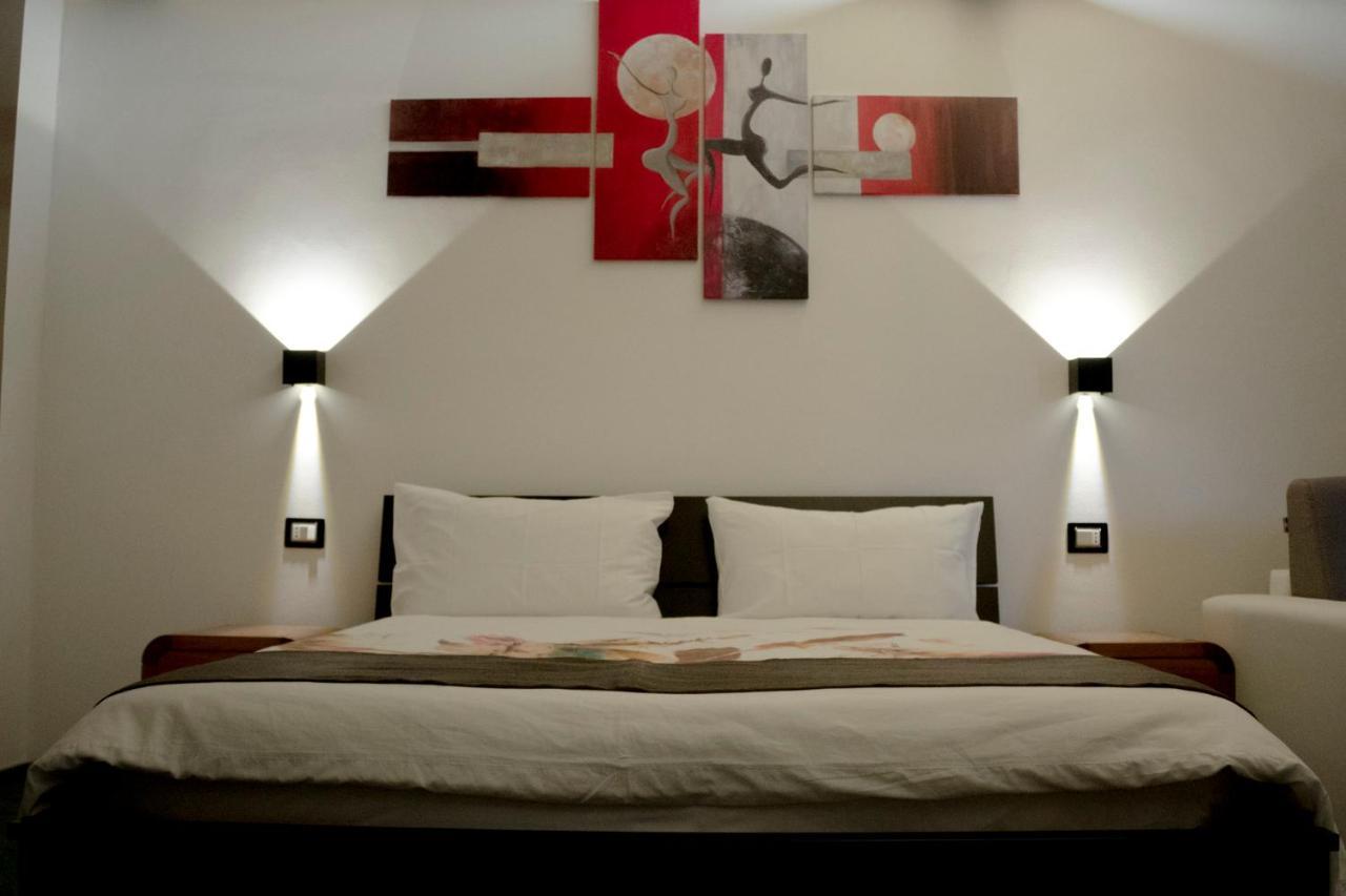 Marigold Bed & Breakfast Riva del Garda Ngoại thất bức ảnh